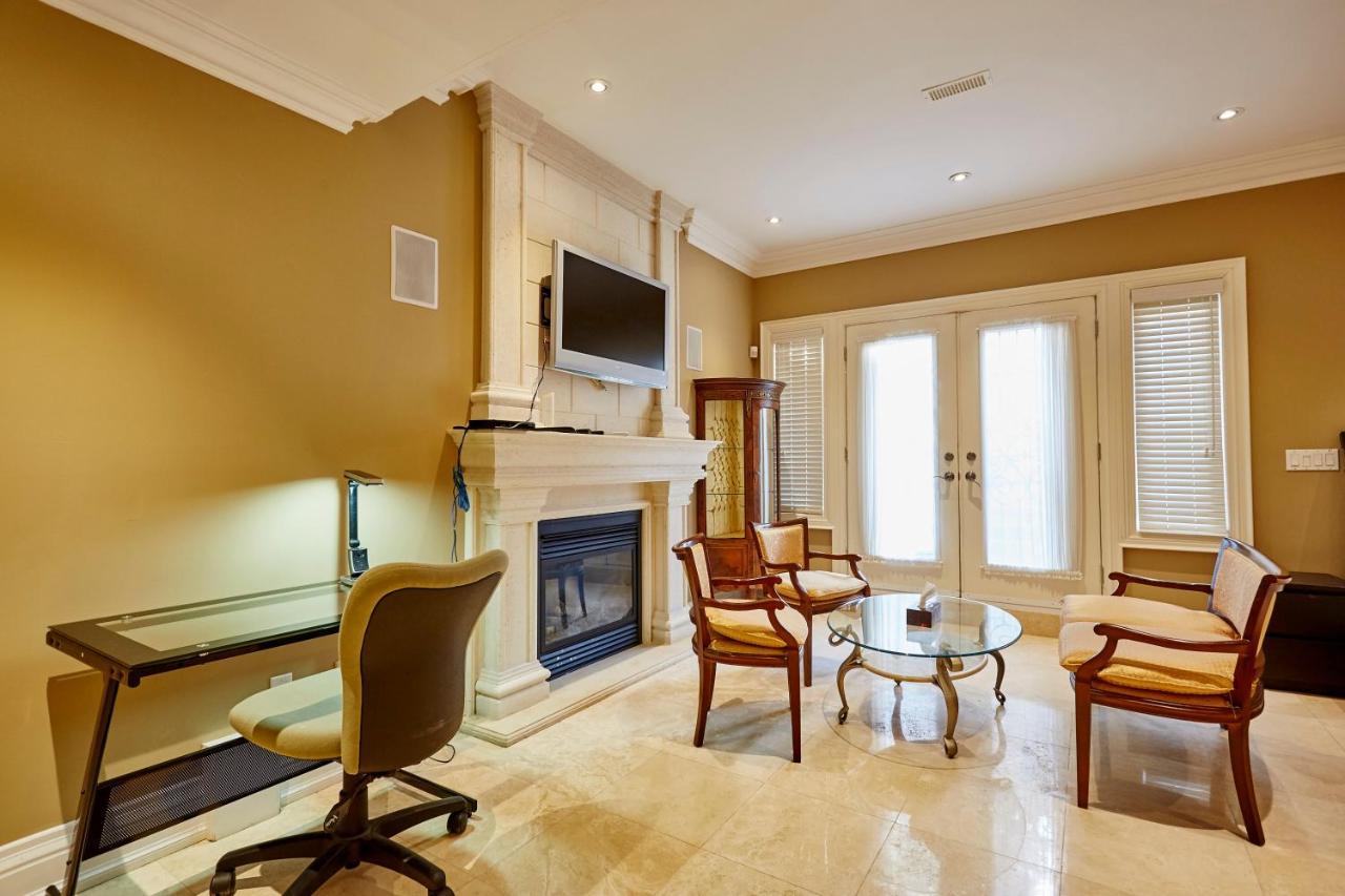 Elegant Apartment With Sauna Toronto Eksteriør billede
